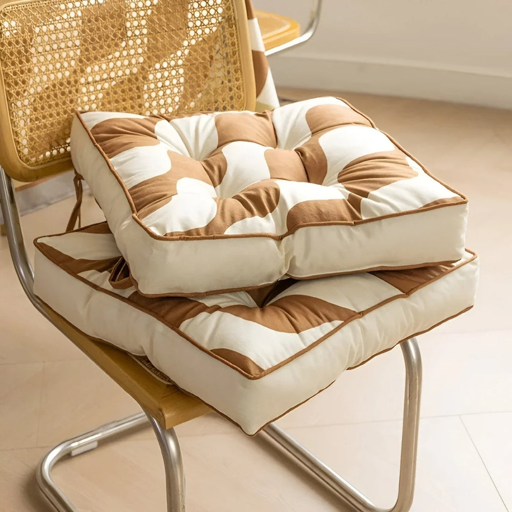 Aesthetic Swirl Pattern Cushion