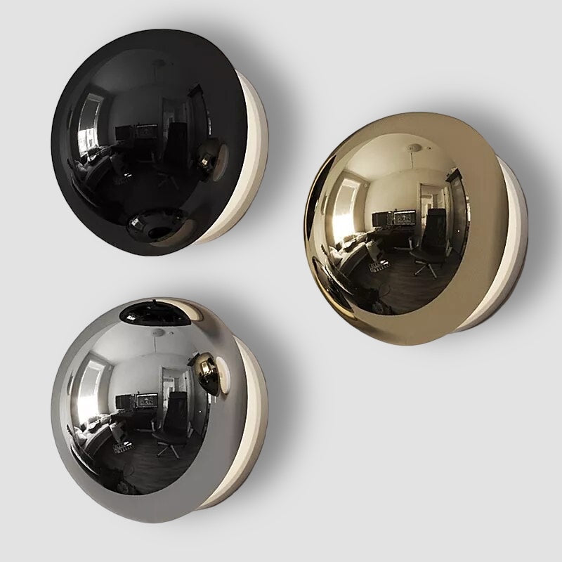 AuroraLume – Nordic Wall Lamp in Aluminium and Acrylic
