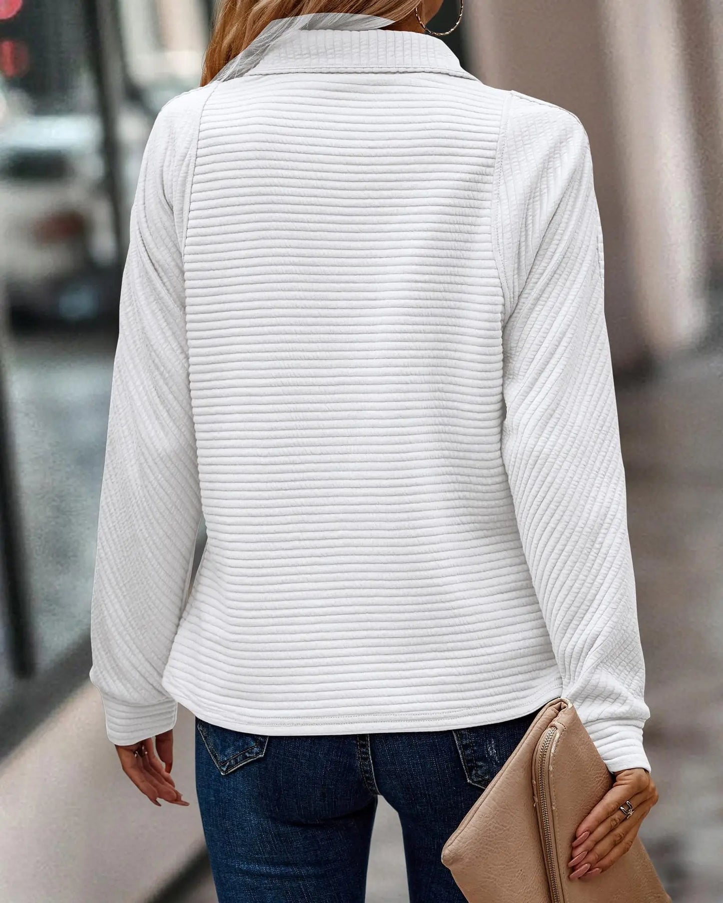Esme - Elegant V-neck Sweater - Soft & Stylish