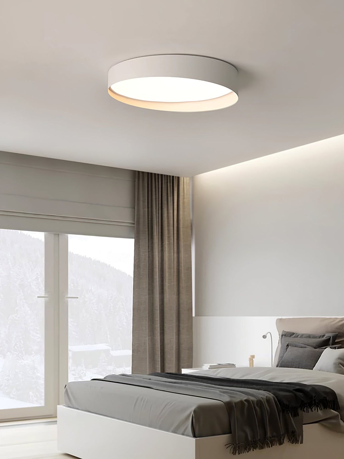 LuxeFinish - Ceiling Lamp with Elegant Design and Soft Glow