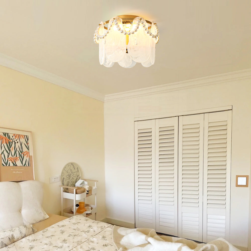 LuxePearl - Ceiling Light with Pearls and Subtle Light Spread