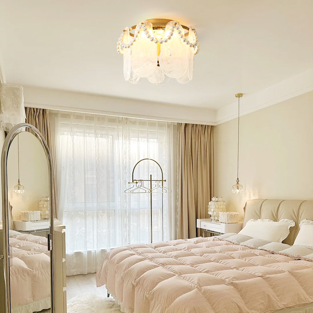 LuxePearl - Ceiling Light with Pearls and Subtle Light Spread