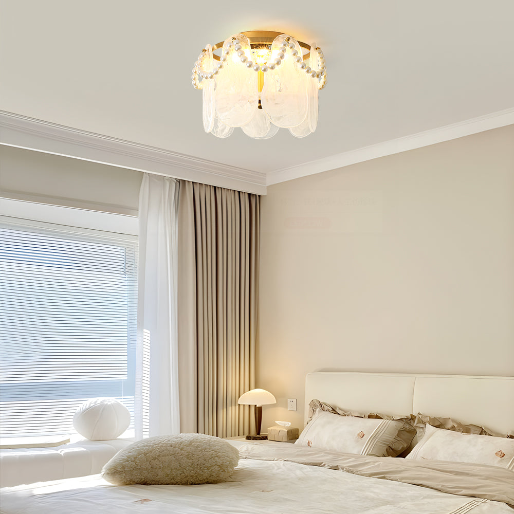 LuxePearl - Ceiling Light with Pearls and Subtle Light Spread