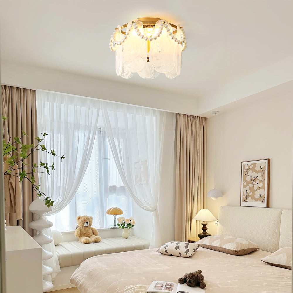 LuxePearl - Ceiling Light with Pearls and Subtle Light Spread