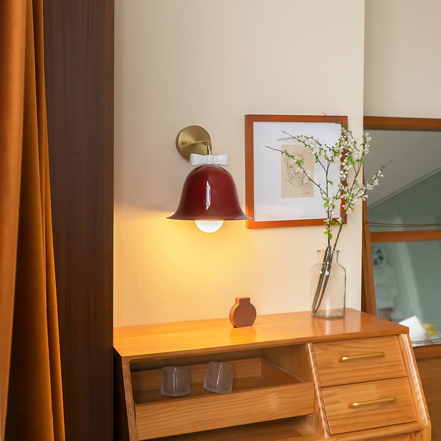 BellRing – Elegant Wall Lamp