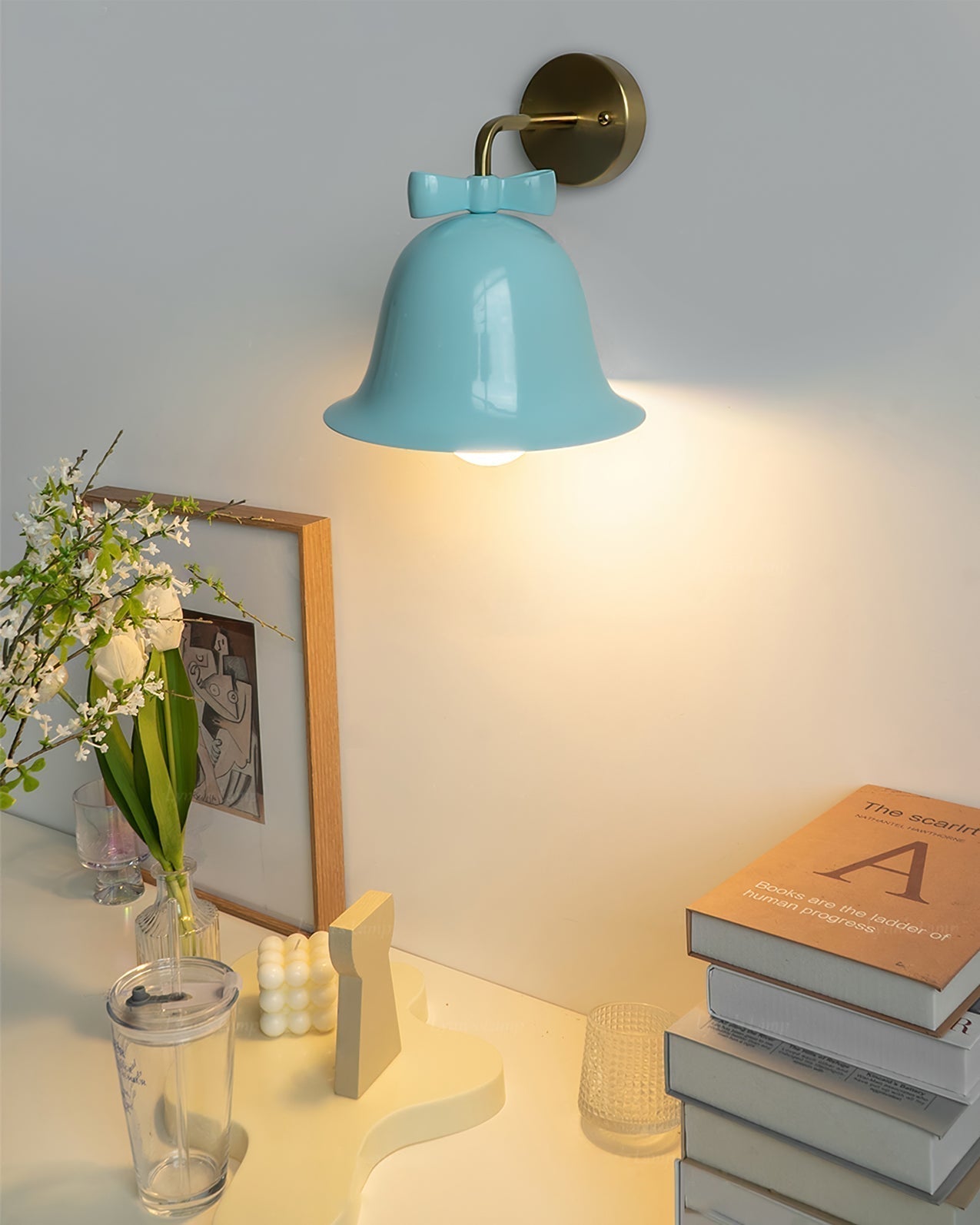 BellRing – Elegant Wall Lamp