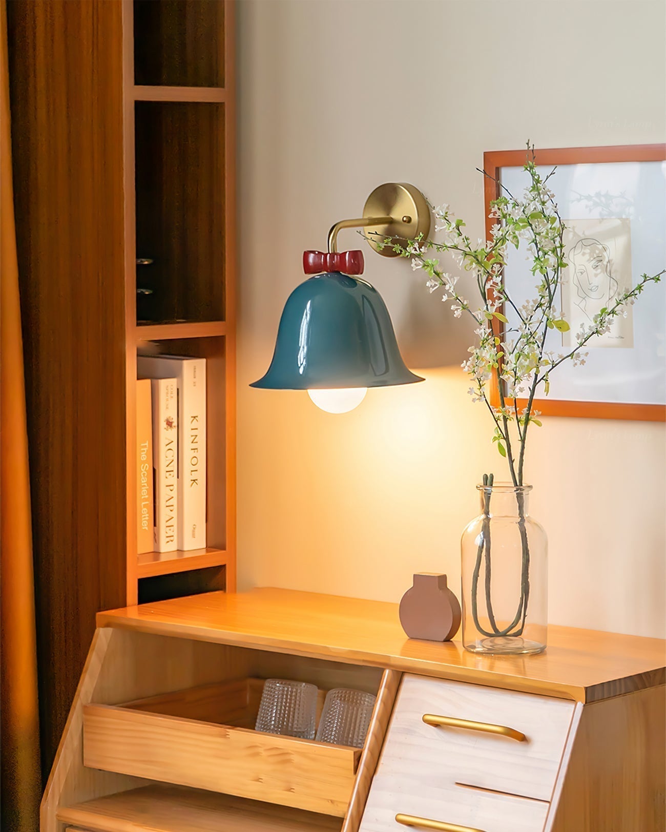 BellRing – Elegant Wall Lamp