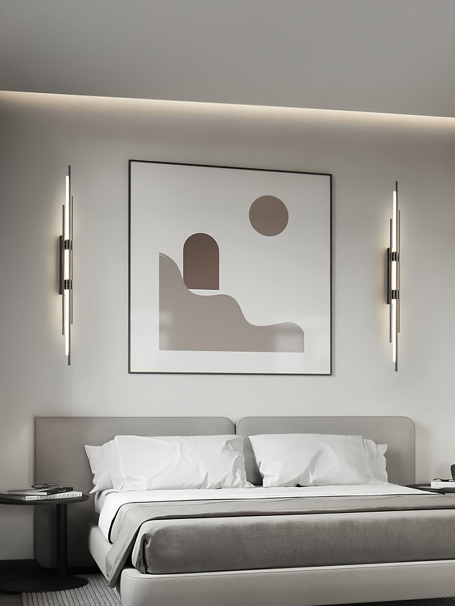 LuxeAura – Opulent Gold Wall Light for Elegant Spaces