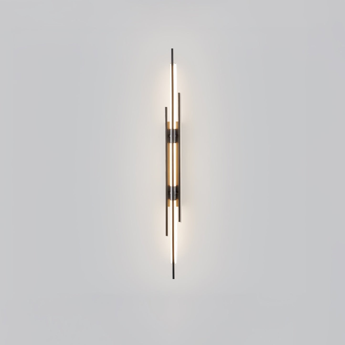 LuxeAura – Opulent Gold Wall Light for Elegant Spaces