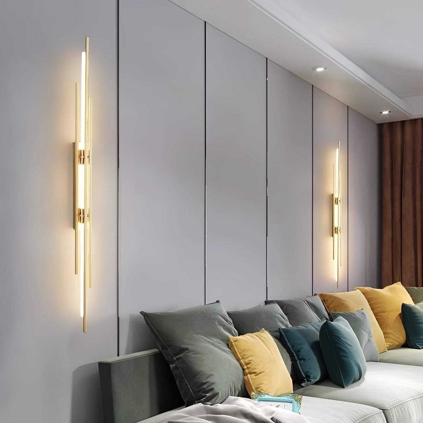 LuxeAura – Opulent Gold Wall Light for Elegant Spaces
