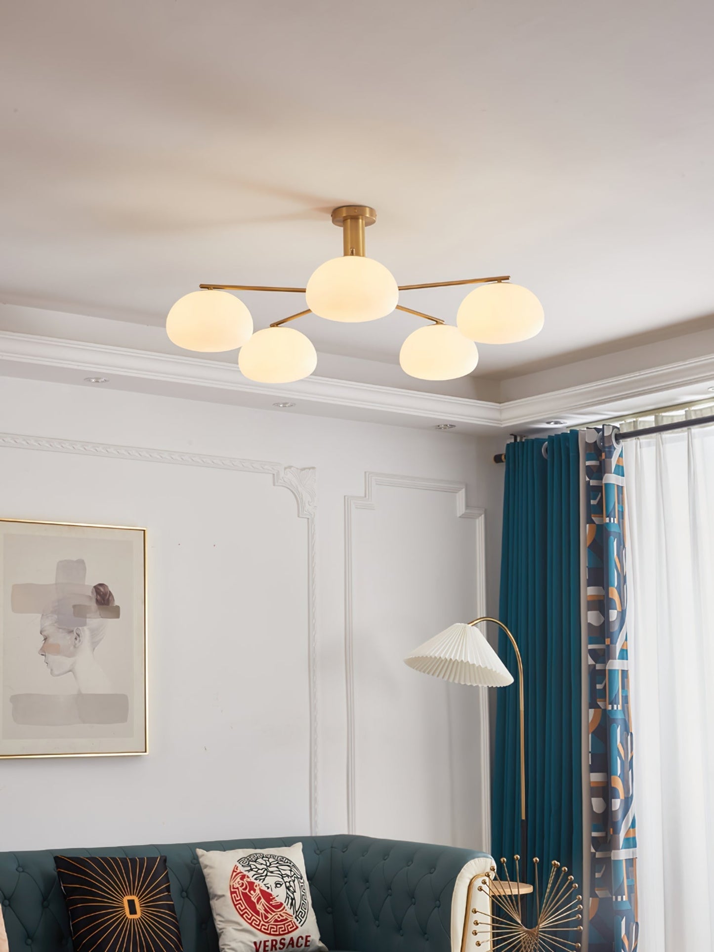 LuxeBriette - Stylish Ceiling Illumination