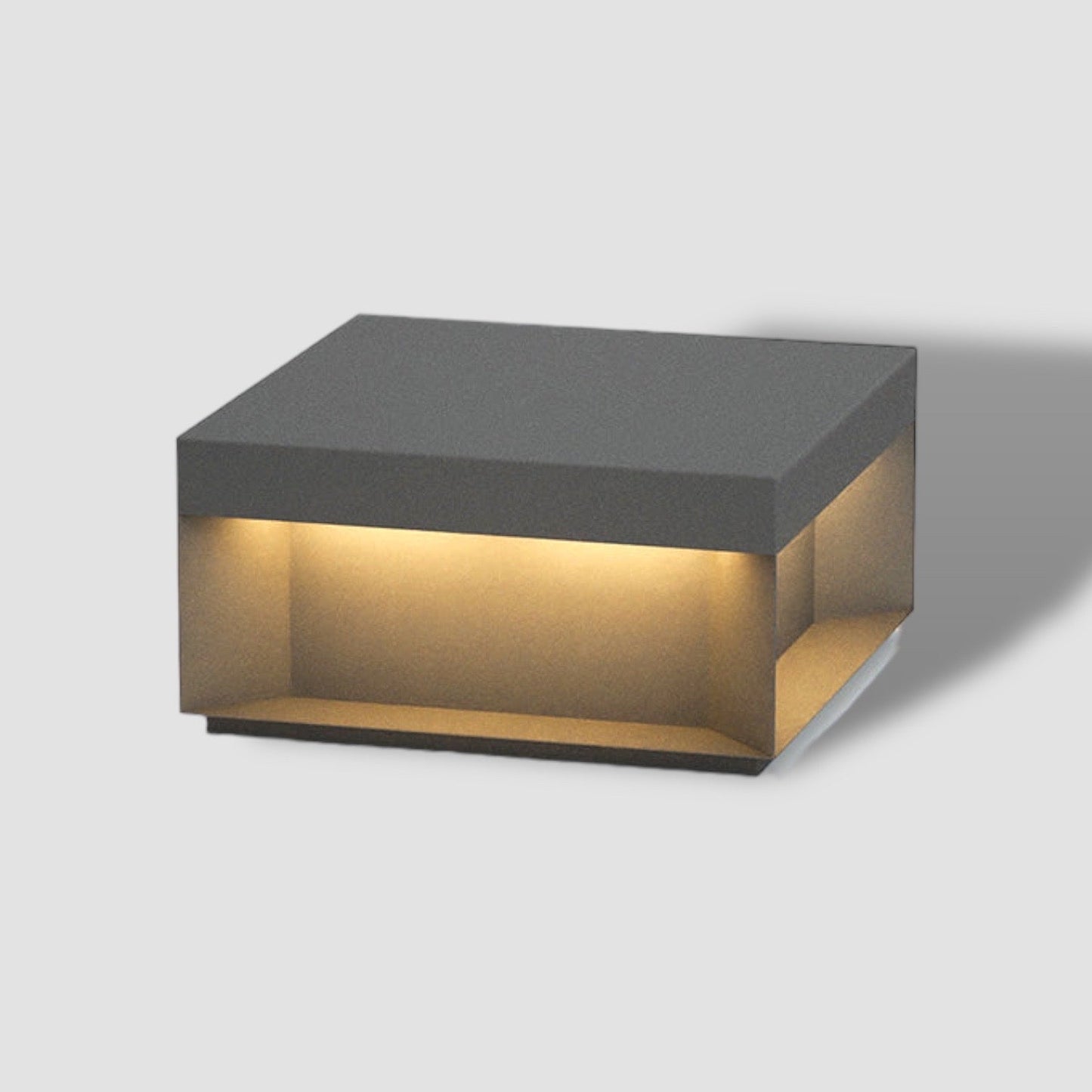 BeamSmart – Modern Outdoor Lamp with Smart Sensor
