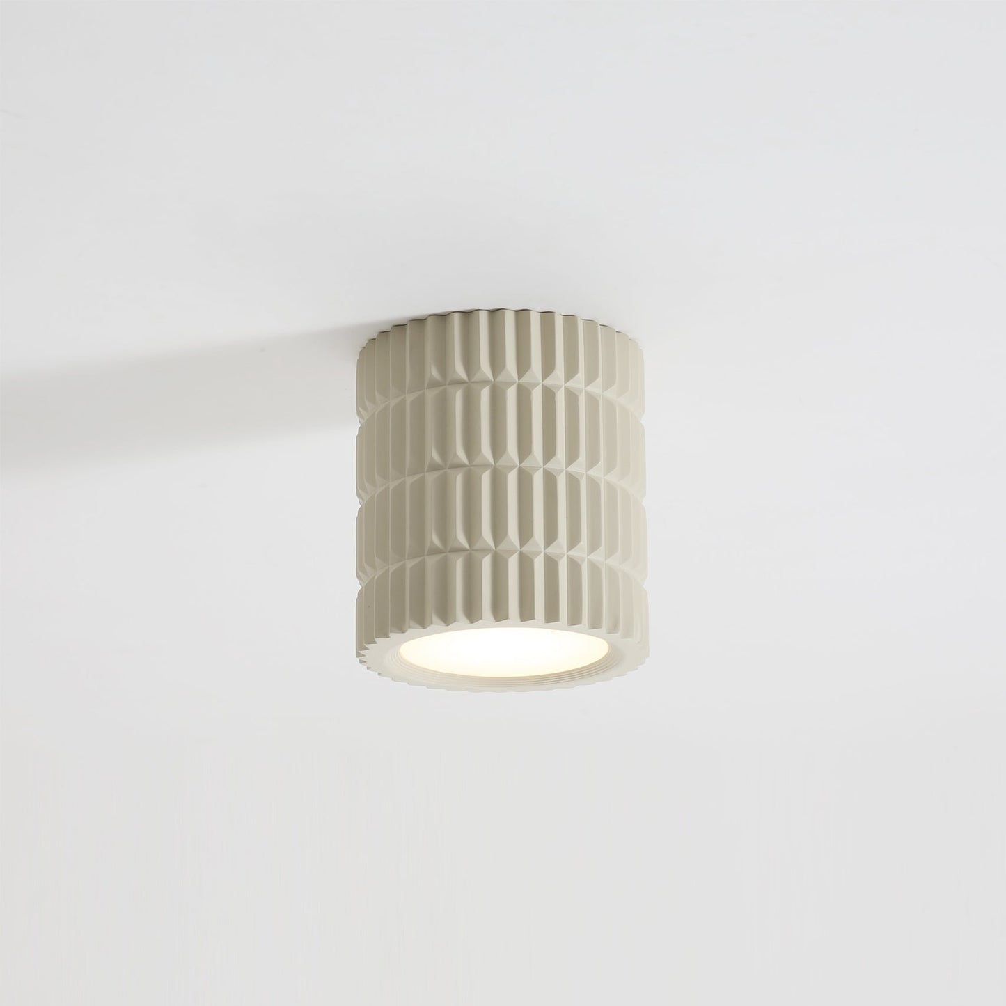 TimelessLuxe - Ceiling Lamp with Elegant Carran Design and Soft Glow