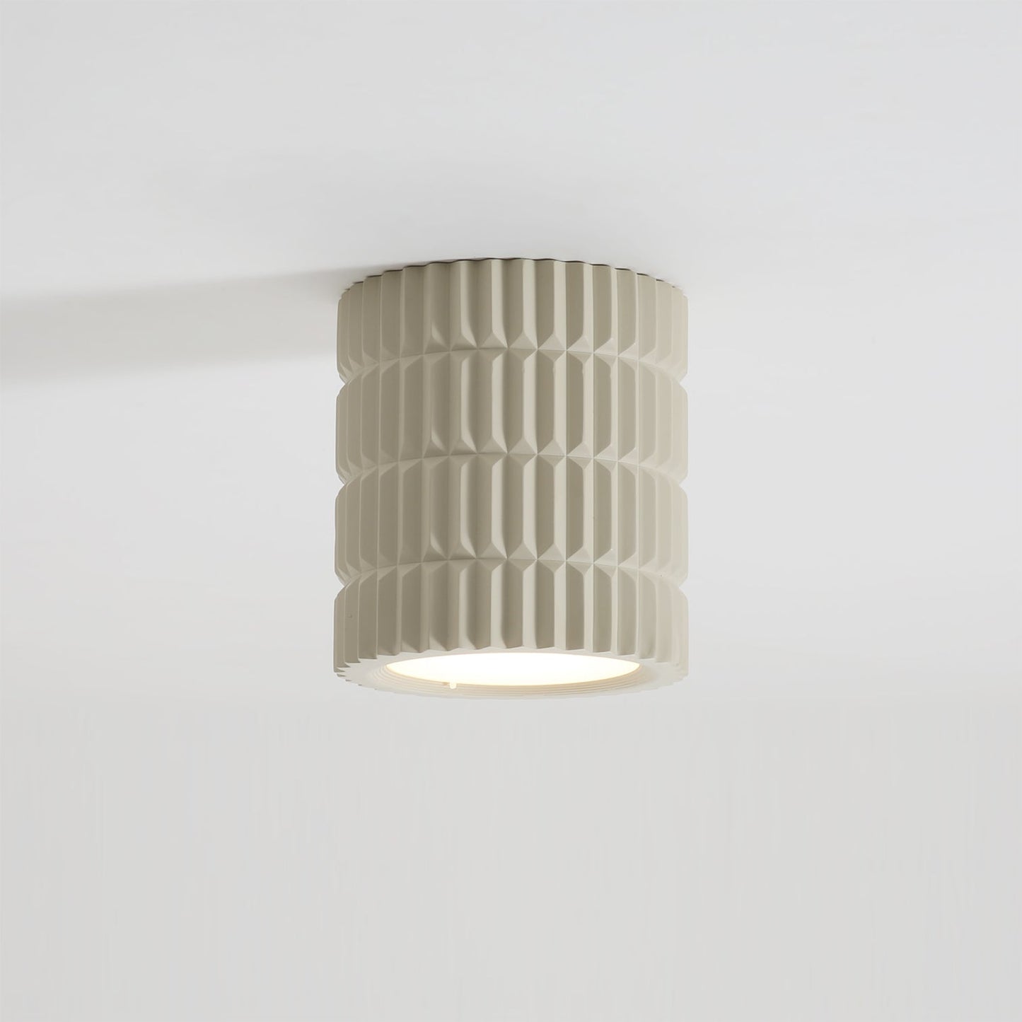 TimelessLuxe - Ceiling Lamp with Elegant Carran Design and Soft Glow