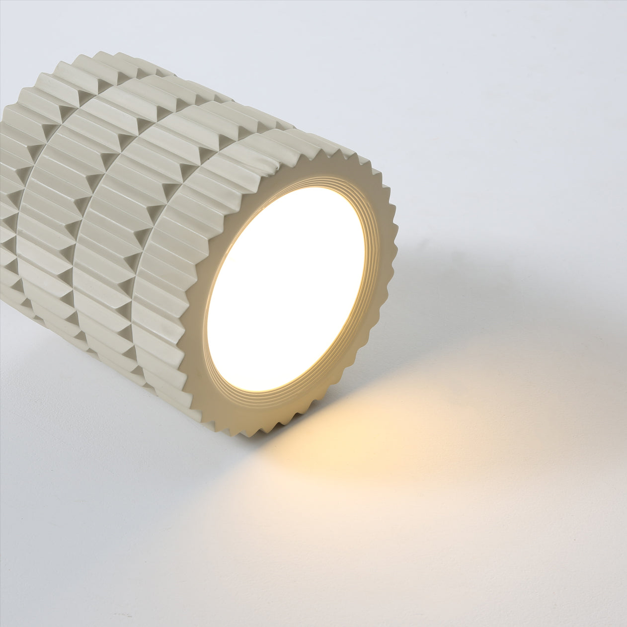 TimelessLuxe - Ceiling Lamp with Elegant Carran Design and Soft Glow