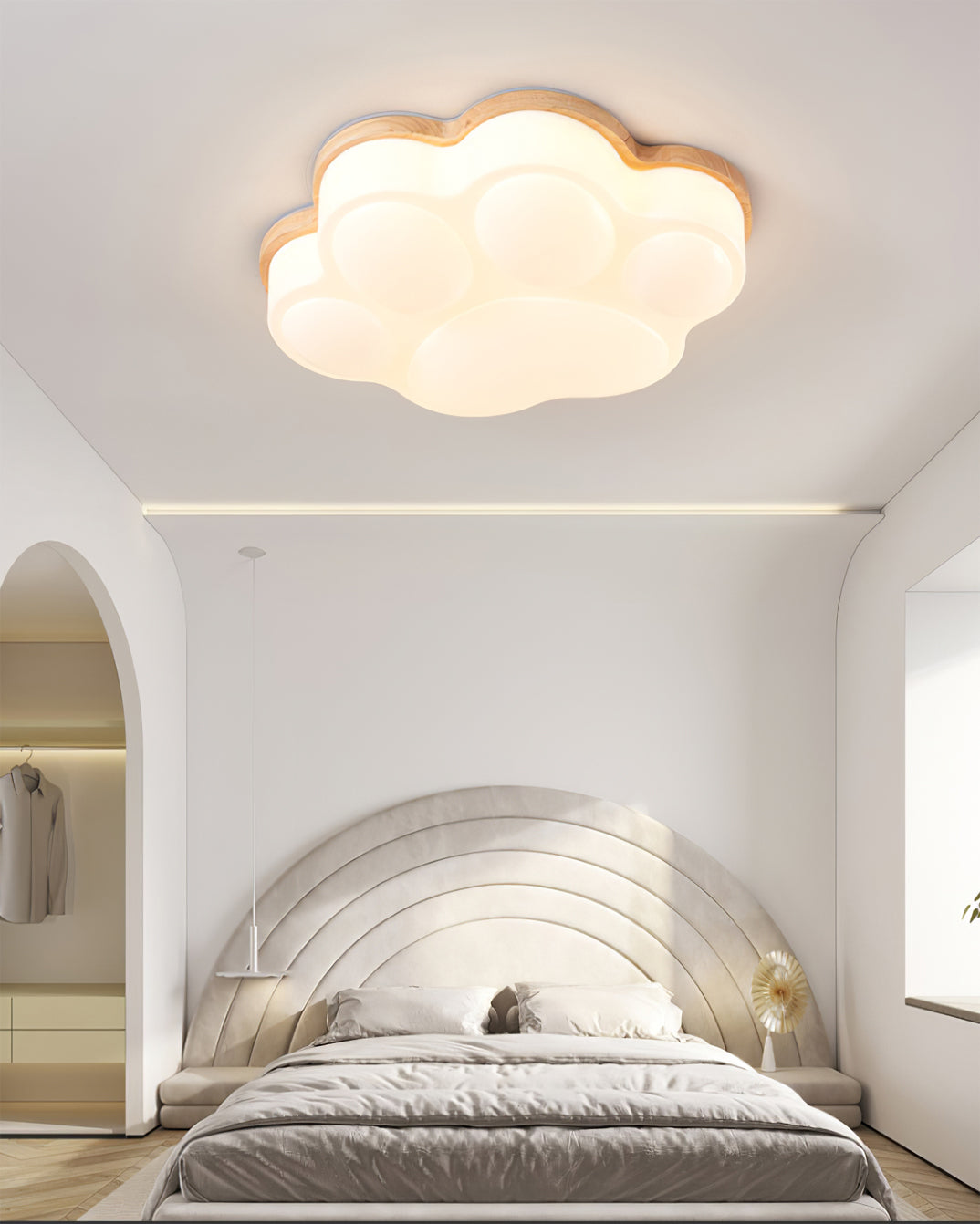 KittyLuxe - Ceiling Light with Playful Cat Paw Design and Subtle Glow