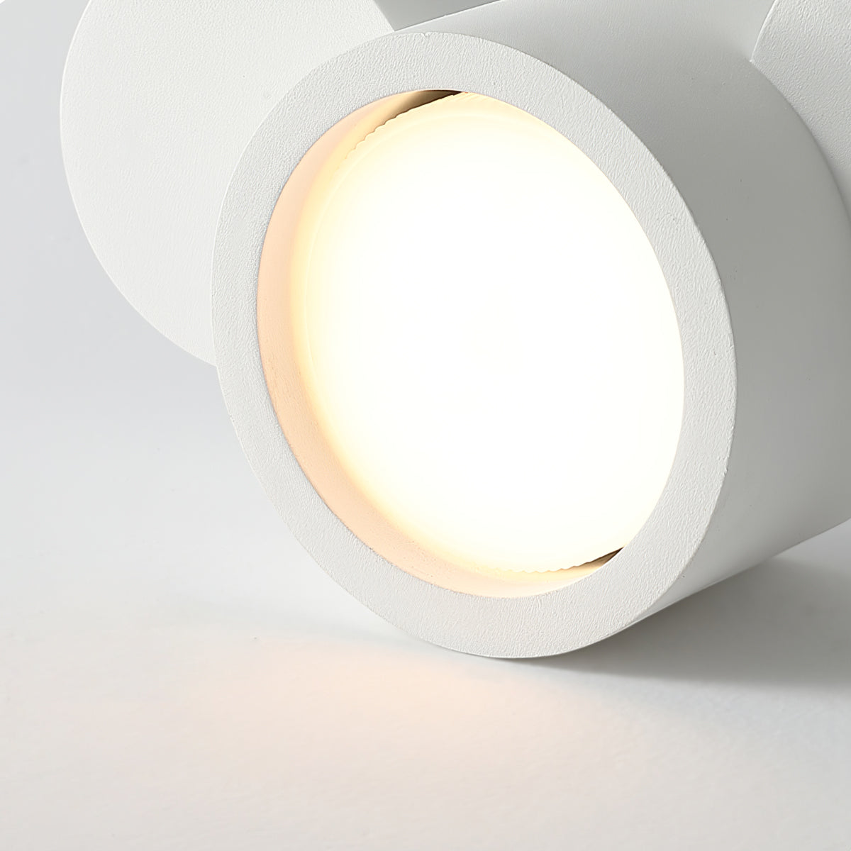AuraCircle - Stylish Round Ceiling Light