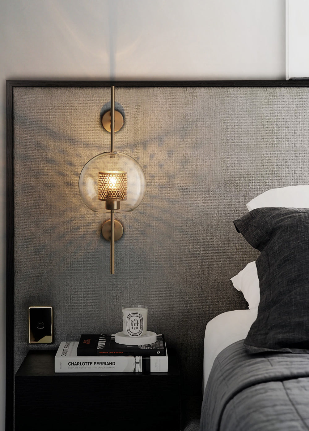 CrystalBeam – Illuminated Glass Wall Lamp for Stylish Lighting