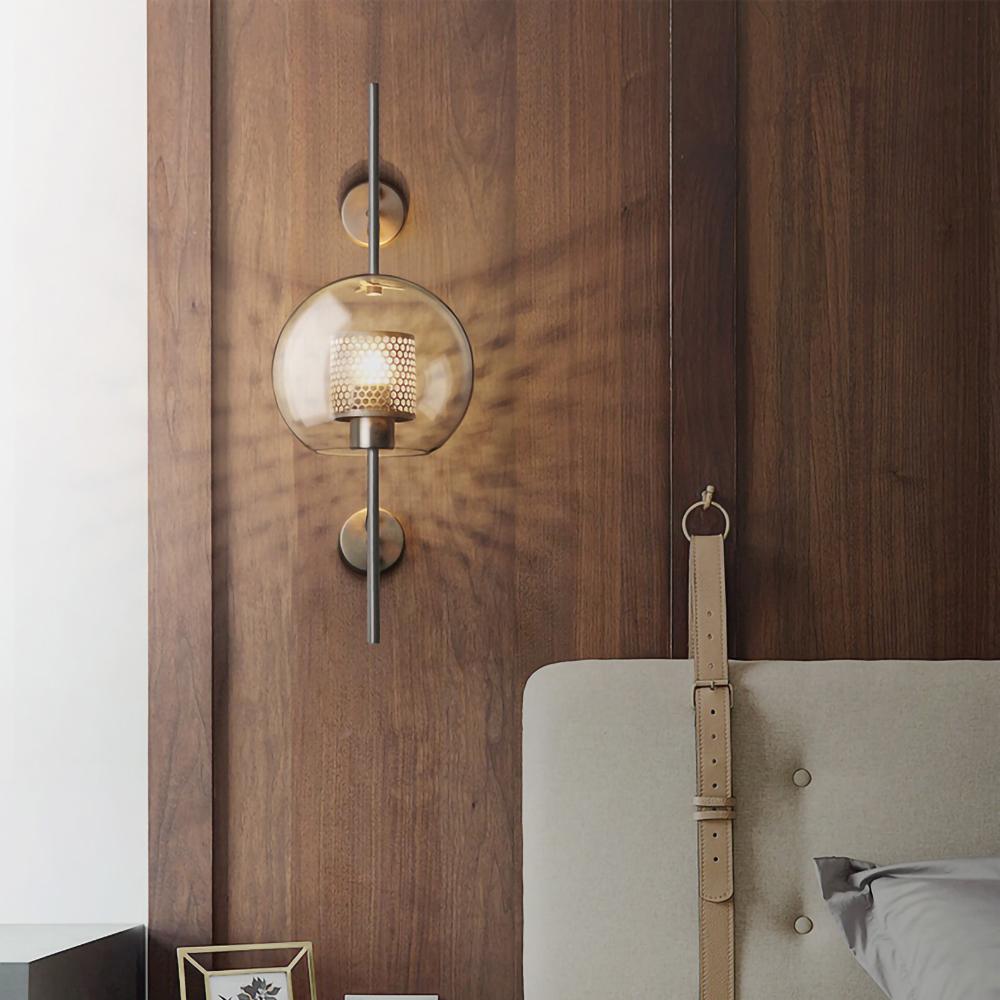 CrystalBeam – Illuminated Glass Wall Lamp for Stylish Lighting