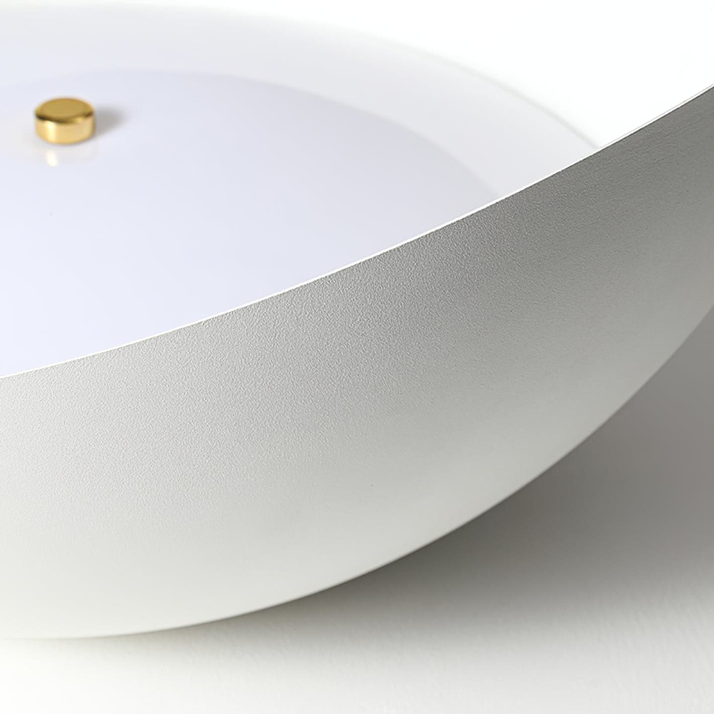 CircleLuxe - Modern LED Ceiling Lamp with Elegant Halo Shape