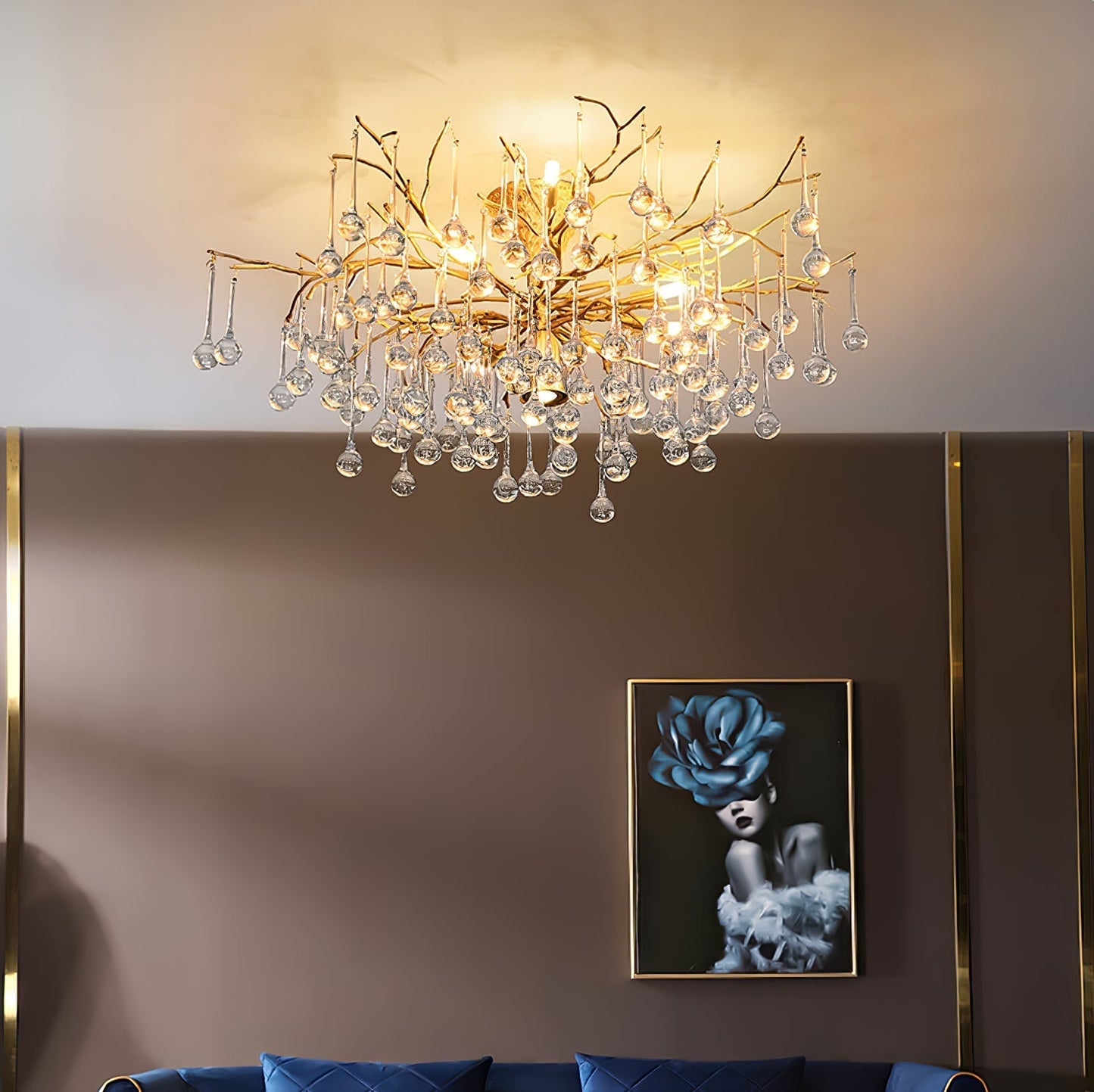 DivinoAura - Timeless Ceiling Light with Luxurious Finish and Soft Light