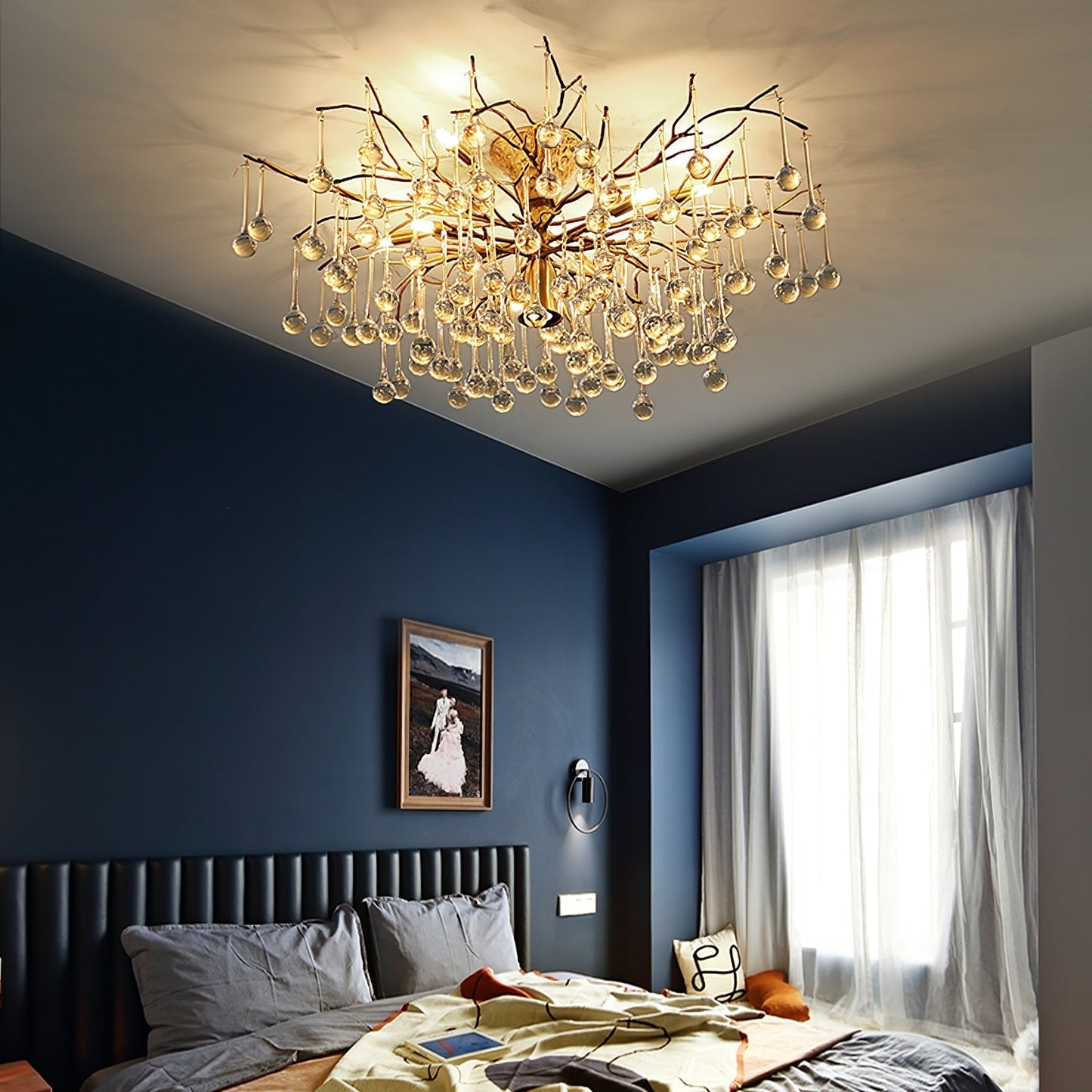 DivinoAura - Timeless Ceiling Light with Luxurious Finish and Soft Light