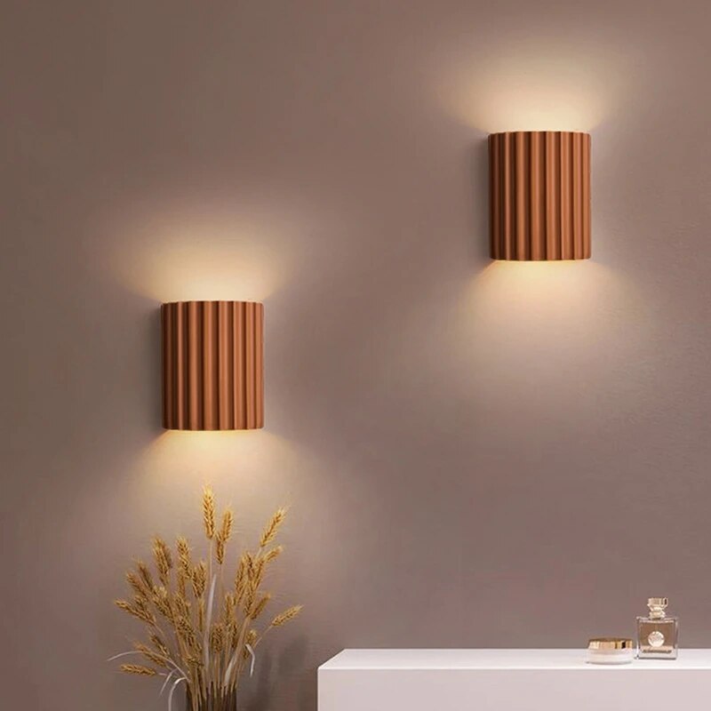 Thelittleesse™ LumeSculpt Wall Light – Sculptural Resin Accent Light