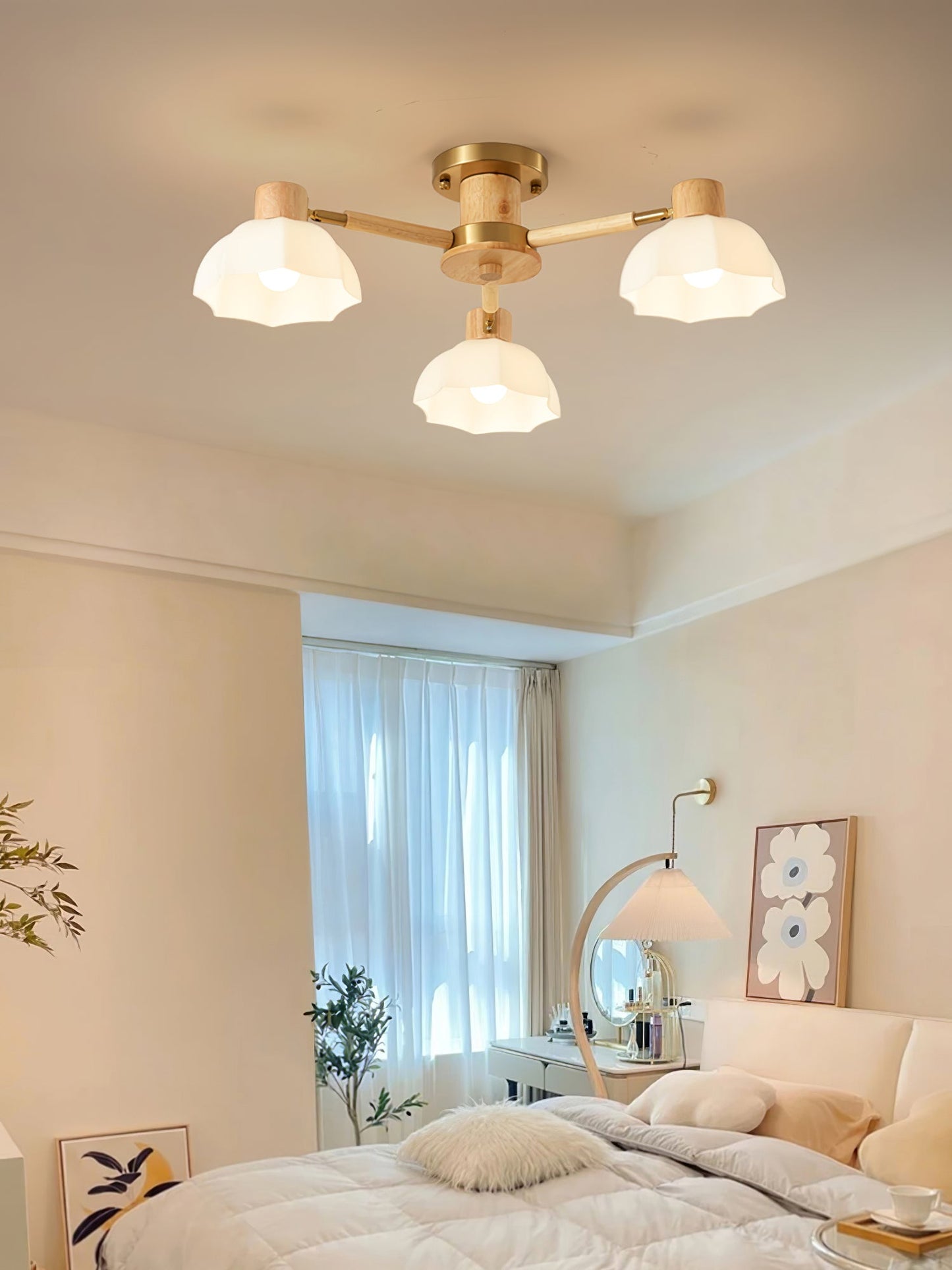 FloraAura - Ceiling Lamp with Flower Shape and Cozy Light Spread