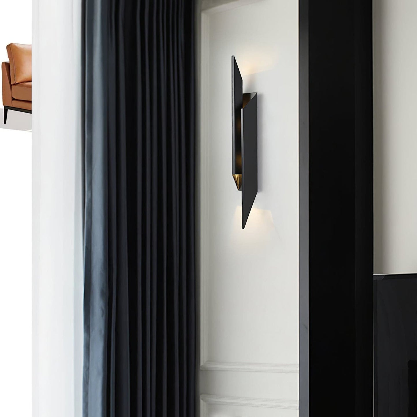 TechBeam – Sleek Modern Wall Light with Advanced Design
