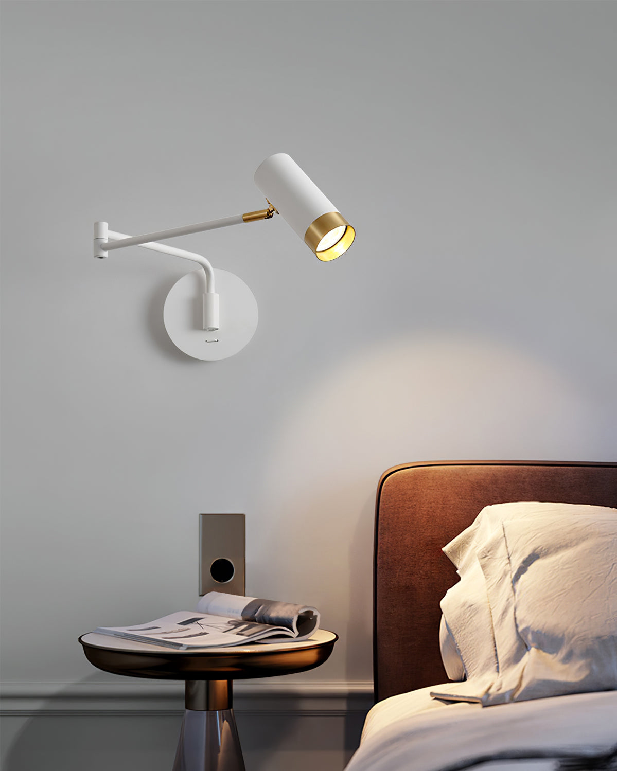 FlexiLume – Adjustable Arm Wall Light for Versatile Illumination