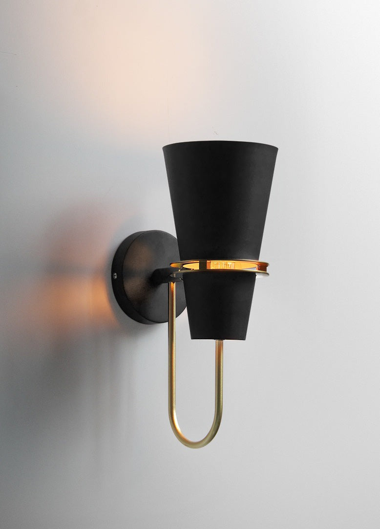 GrandeurGlow - Luxe Wall Illumination