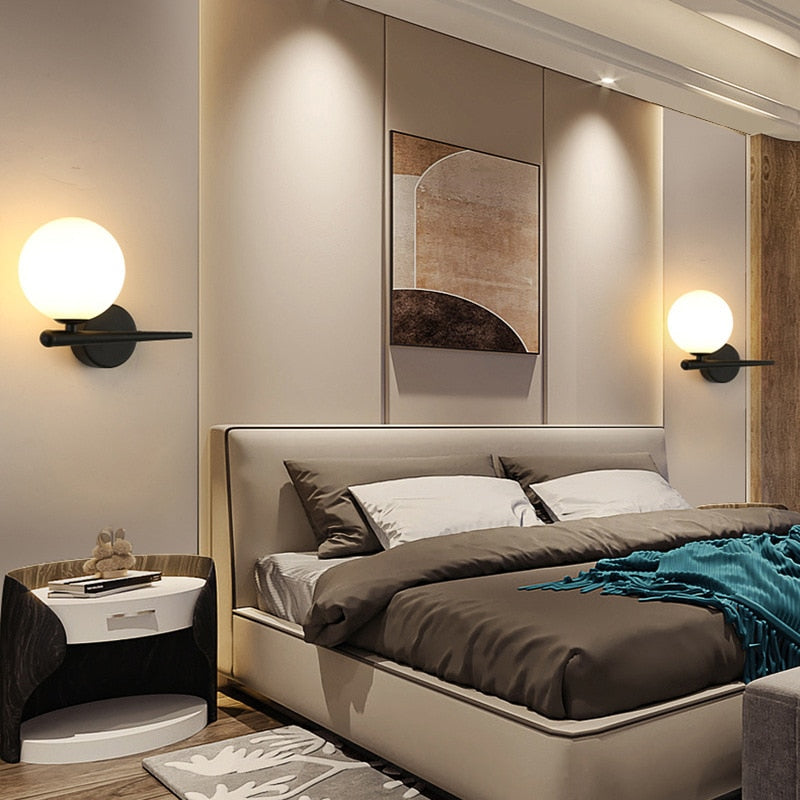 BulbAura - Scandinavian Wall Lamp
