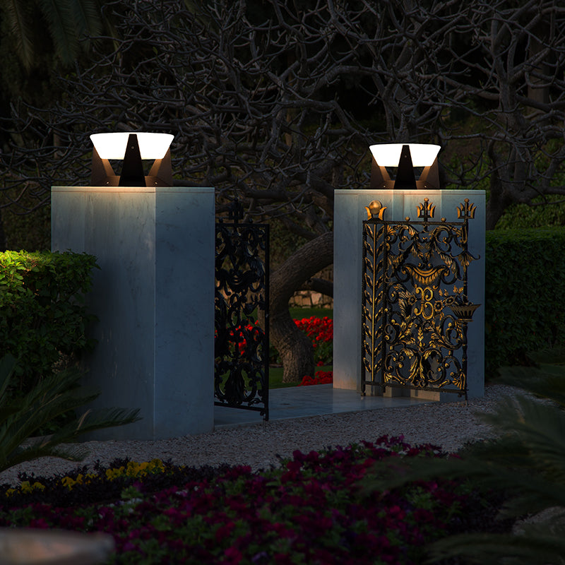 EcoBeam – Weatherproof LED Solar Wall Lamp
