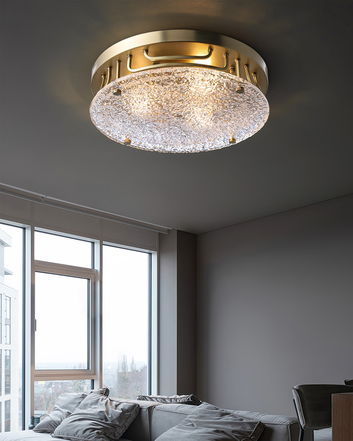 LuxeHaven - Ceiling Lamp with Clean Lines and Cozy Atmosphere