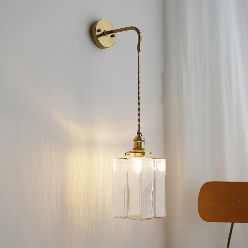 RegalGlow – Royal-Inspired Wall Lamp for Refined Spaces