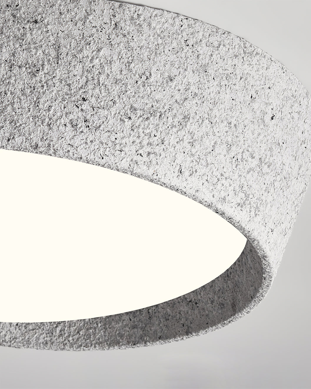 KuzcoBeam - Ceiling Light with Elegant Design and Warm Illumination