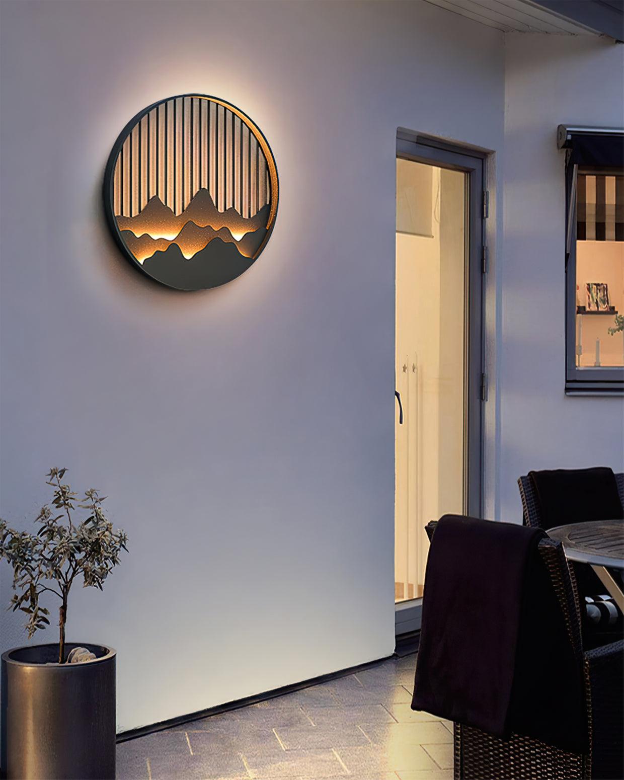 GlowSummit – Stylish Outdoor Wall Lamp