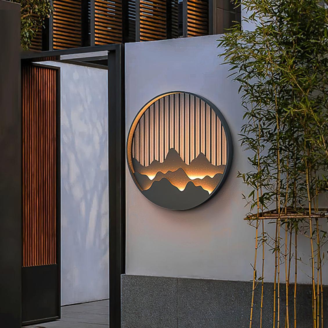 GlowSummit – Stylish Outdoor Wall Lamp