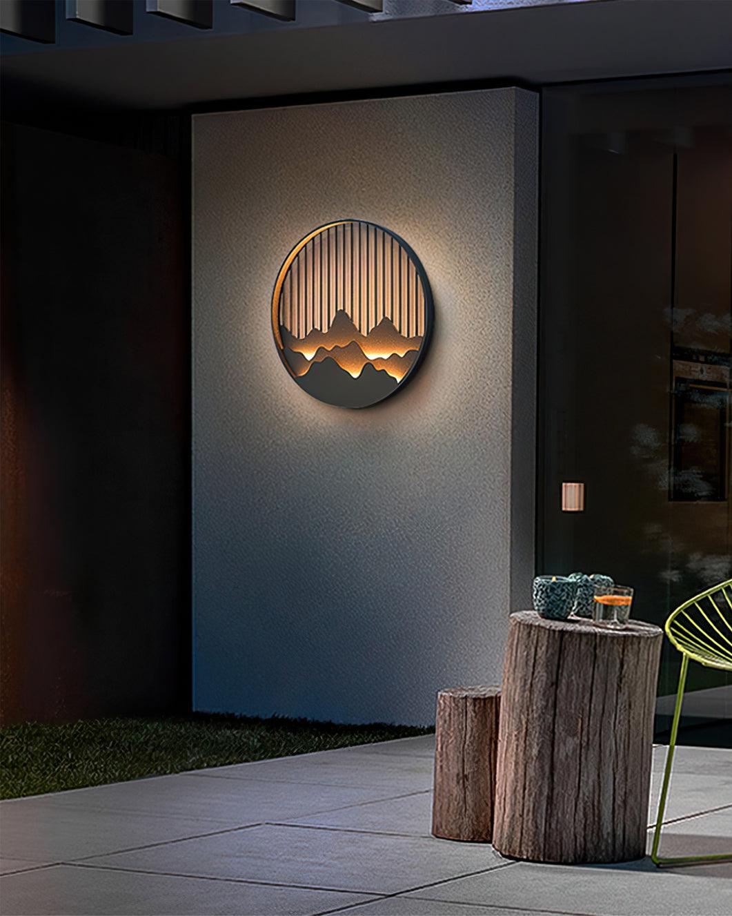 GlowSummit – Stylish Outdoor Wall Lamp