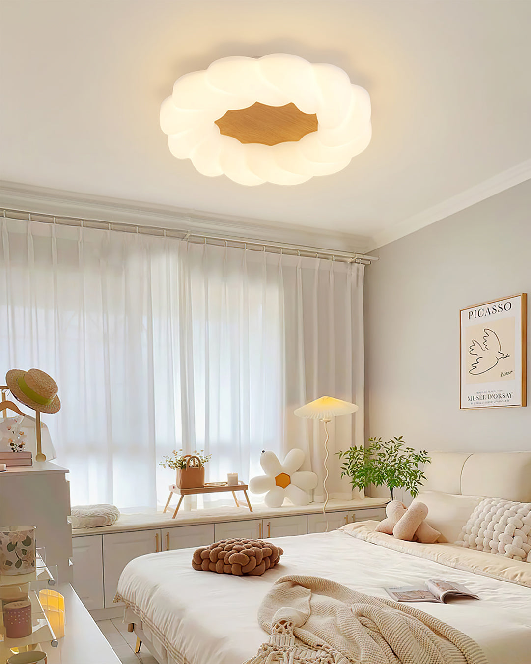 NubiLuxe - Ceiling Lamp with Contemporary Design and Cozy Illumination