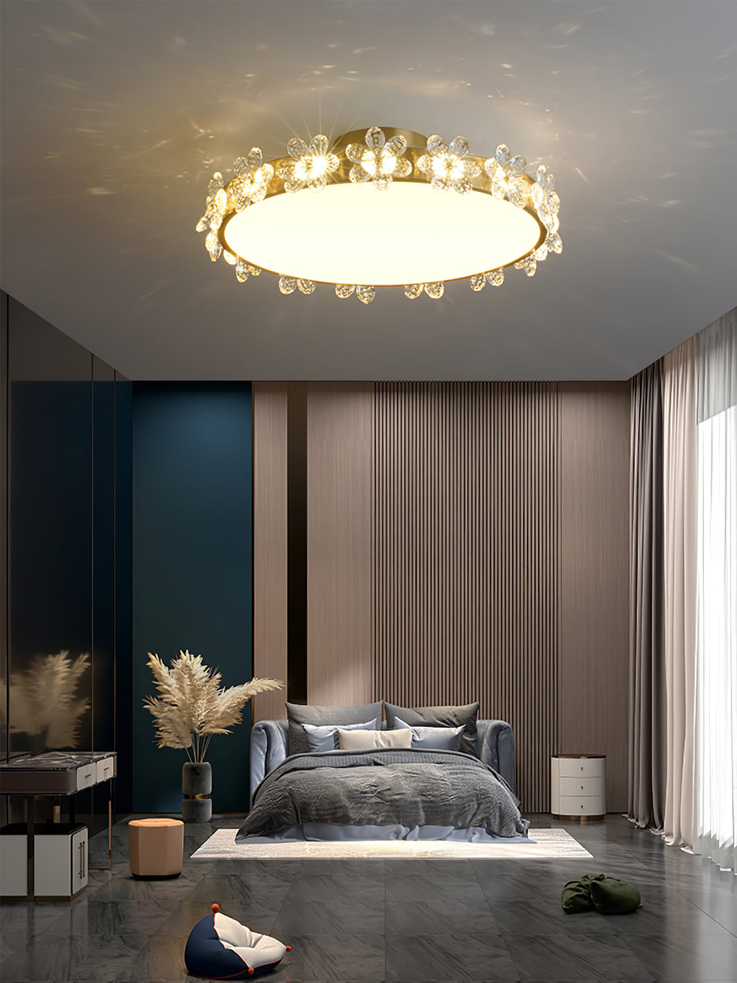 FloralCrystal - Ceiling Lamp with Crystal Petals and Subtle Light Spread