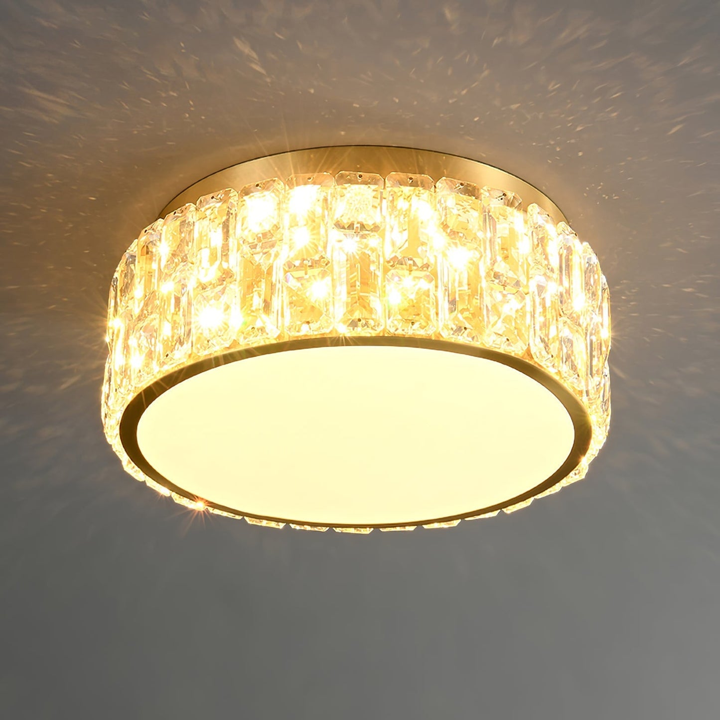 PrismLuxe - Ceiling Light with Sophisticated Design and Shifting Illumination