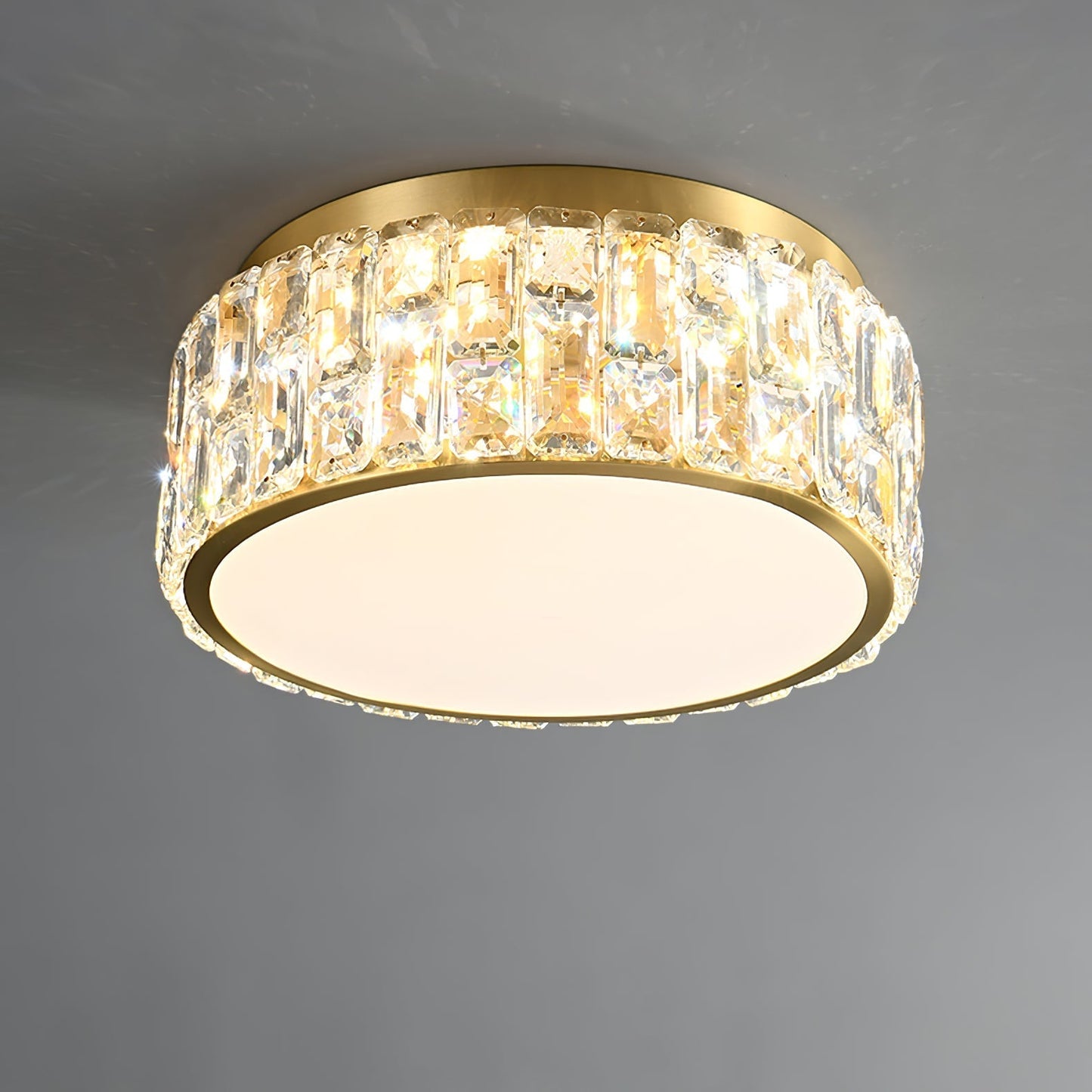 PrismLuxe - Ceiling Light with Sophisticated Design and Shifting Illumination