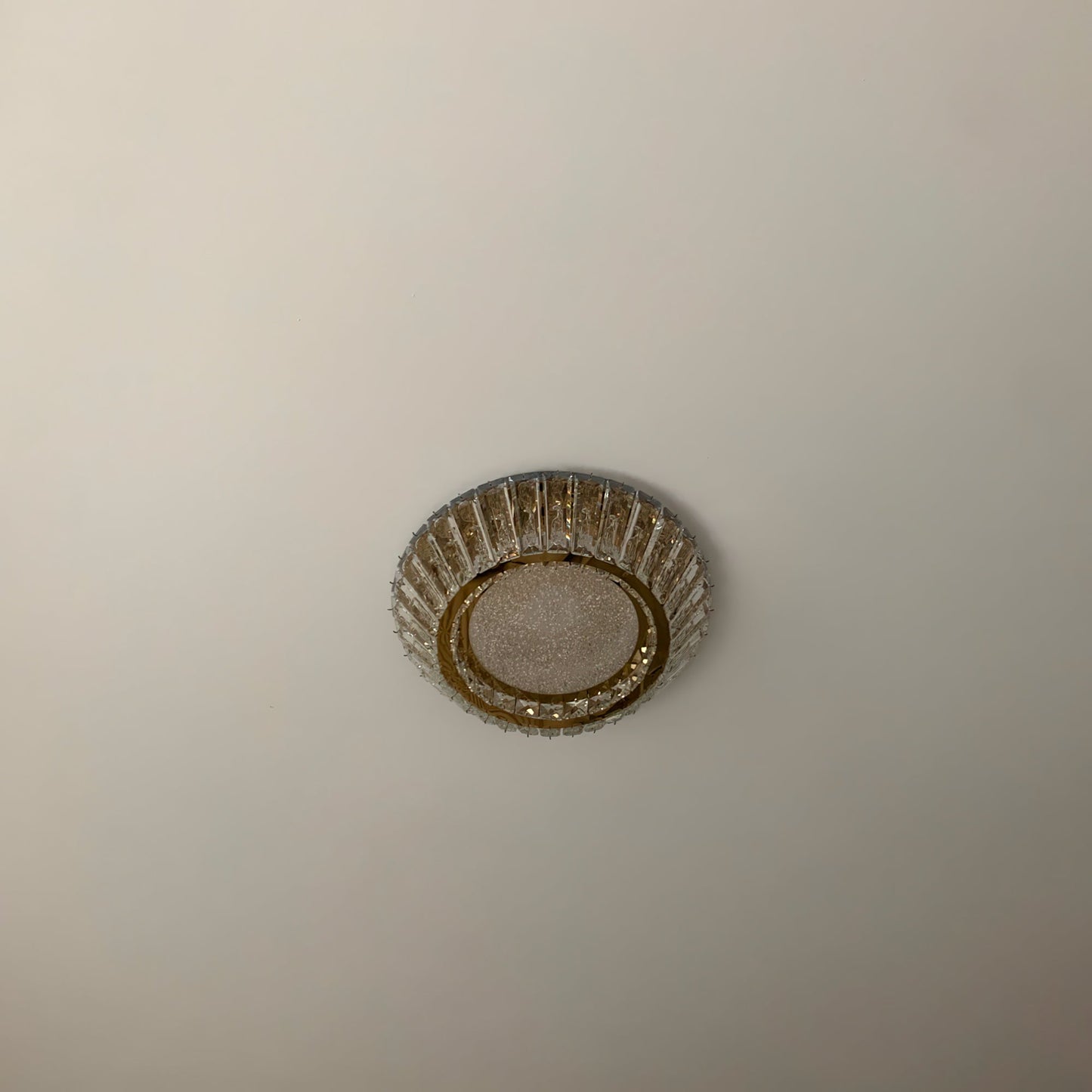 PrismLuxe - Ceiling Light with Sophisticated Design and Shifting Illumination