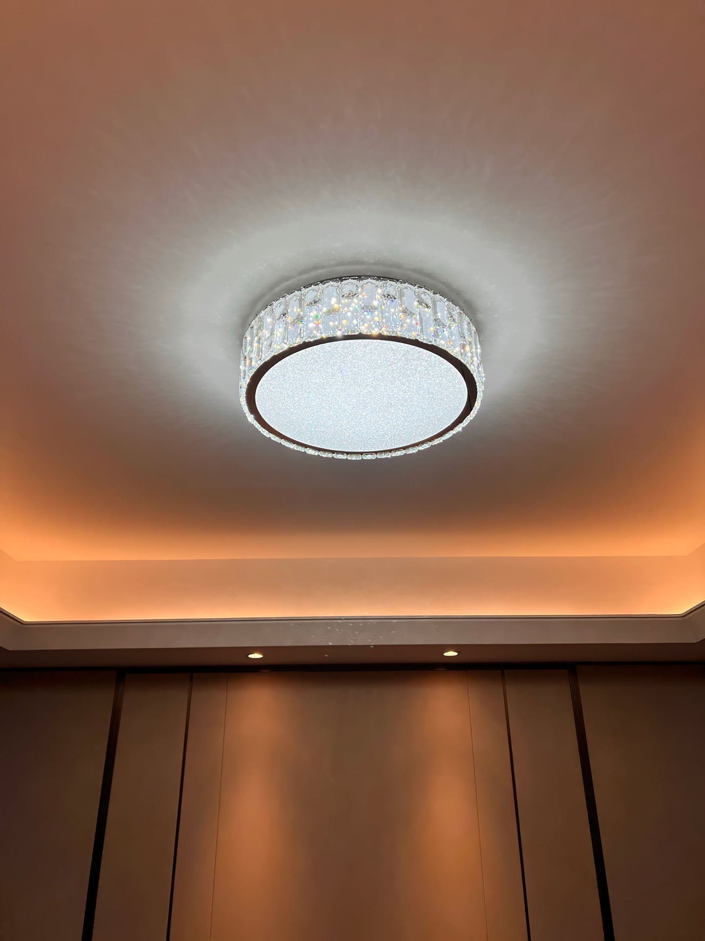 PrismLuxe - Ceiling Light with Sophisticated Design and Shifting Illumination