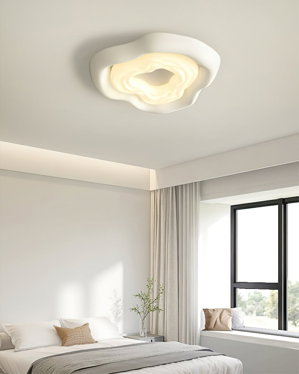 FloraLuxe - Exquisite Blooming Ceiling Light