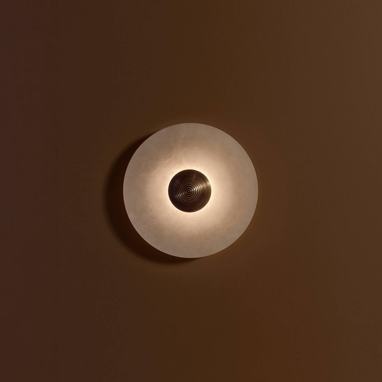 LuxeMarble – Round Marble Wall Lamp for Chic Illumination