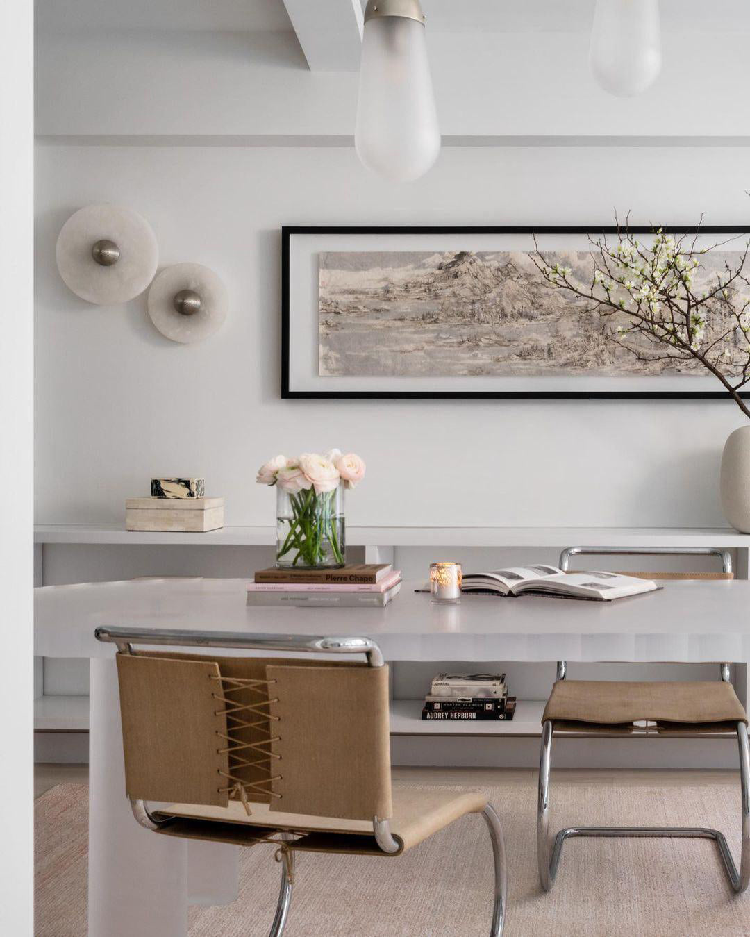 LuxeMarble – Round Marble Wall Lamp for Chic Illumination
