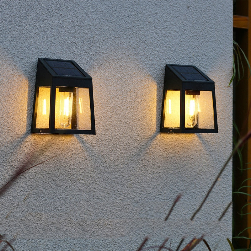 GuardLume – Durable LED Solar Outdoor Light