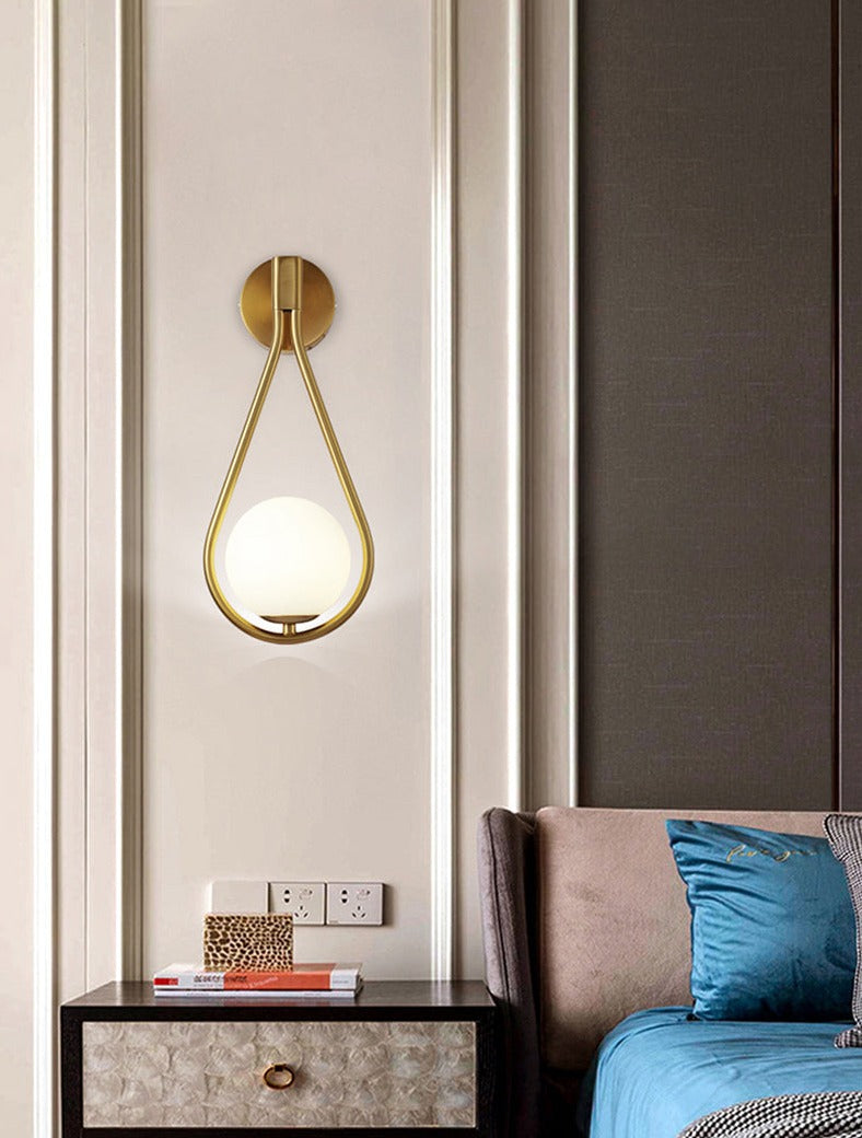 ScandiLuxe - Minimalist Wall Lamp